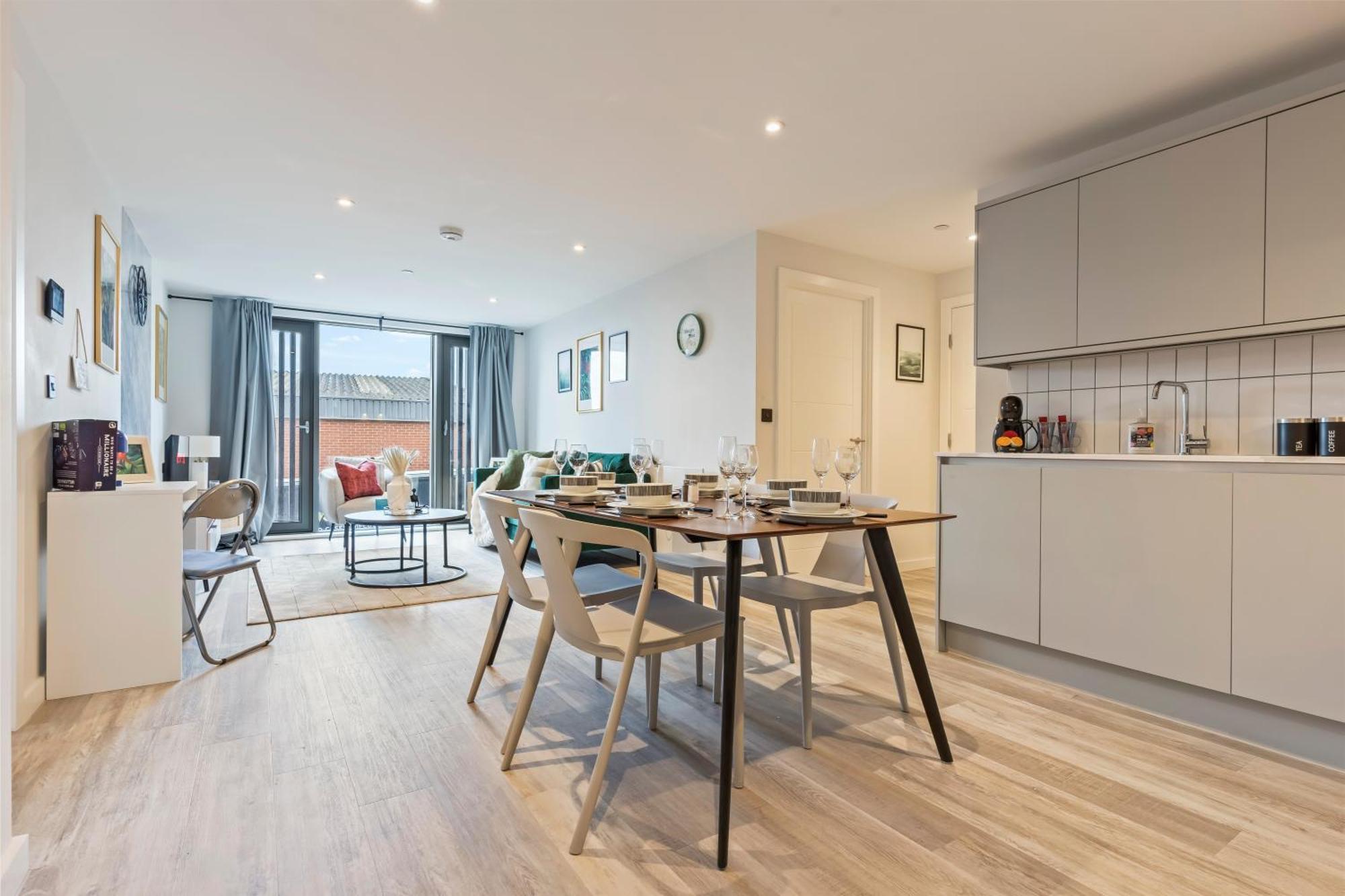 Meadow Haven - Monthly Stays - On Street Parking & Netflix Birmingham Kültér fotó