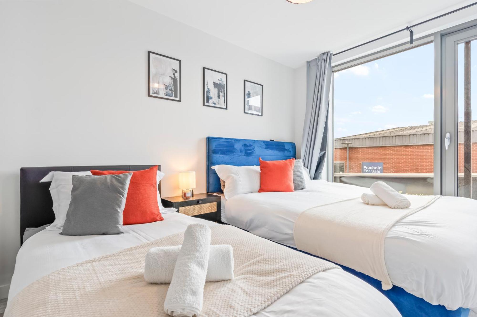 Meadow Haven - Monthly Stays - On Street Parking & Netflix Birmingham Kültér fotó